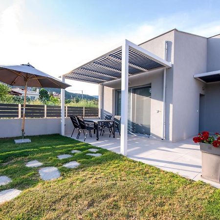 Ag Luxury Villas, Iraklitsa Nea Iraklitsa Exterior foto